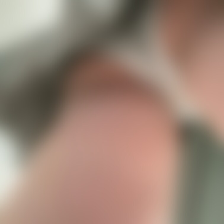 昨日は風が強くて、ご主人様にいっぱい写真撮られちゃいました🫣
花粉もいっぱいで、くしゃみばっかりしてる💦