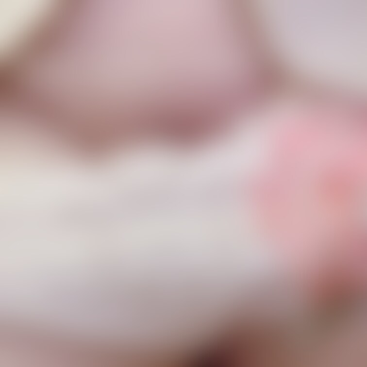 チラッ♡ﾟ+｡*(*´∀︎｀*)*｡+ﾟ♡
