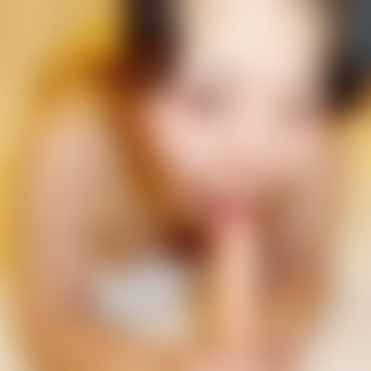 普段からこの太いおもちゃを持ち歩いています。

パート帰りにイ●ンとかヨー●ドーのト イレでするのが、すごく気持ちい