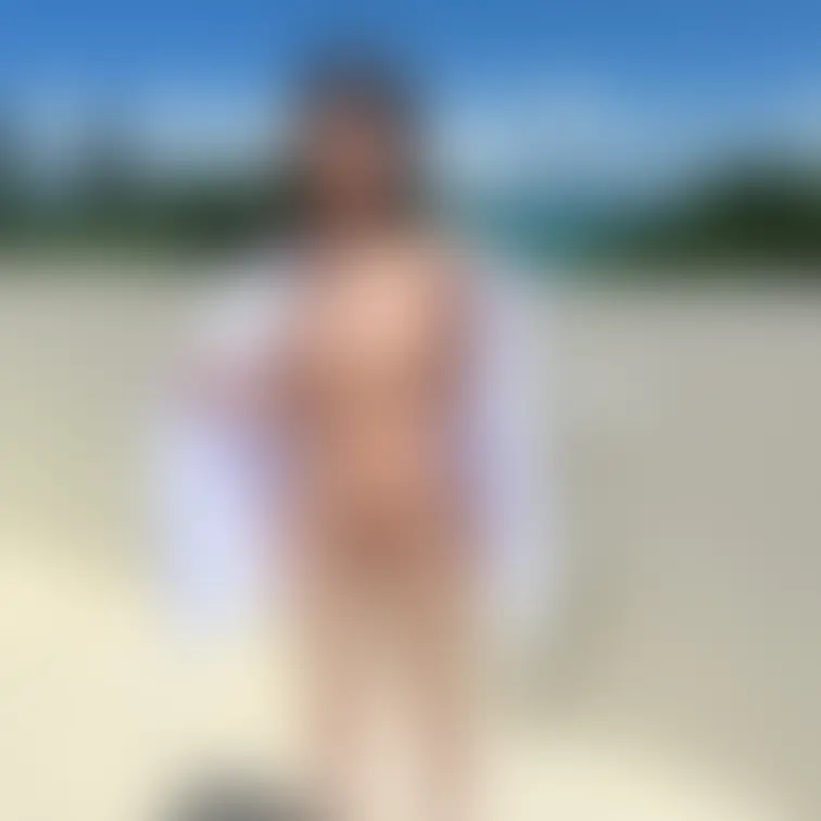 海の家で全裸アナルプラグにラッシュガードだけ、、♡

💋全ての顔出し画像、動画が見れるのは
『肉便器りあ超お得プラ