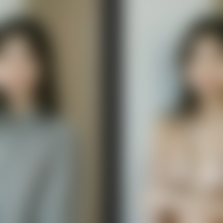 着衣と脱衣の並べた画像です    画像№1586
