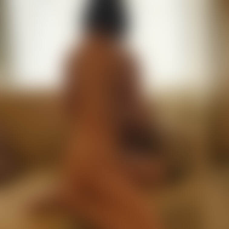 裸って、、、やっぱりエッチですね。
それに、、やっぱりちょっと恥ずかしい。。。