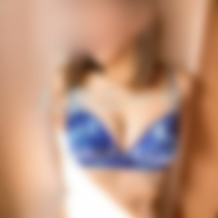 おはようの青いランジェリー💖
わたしキレイ❓💕