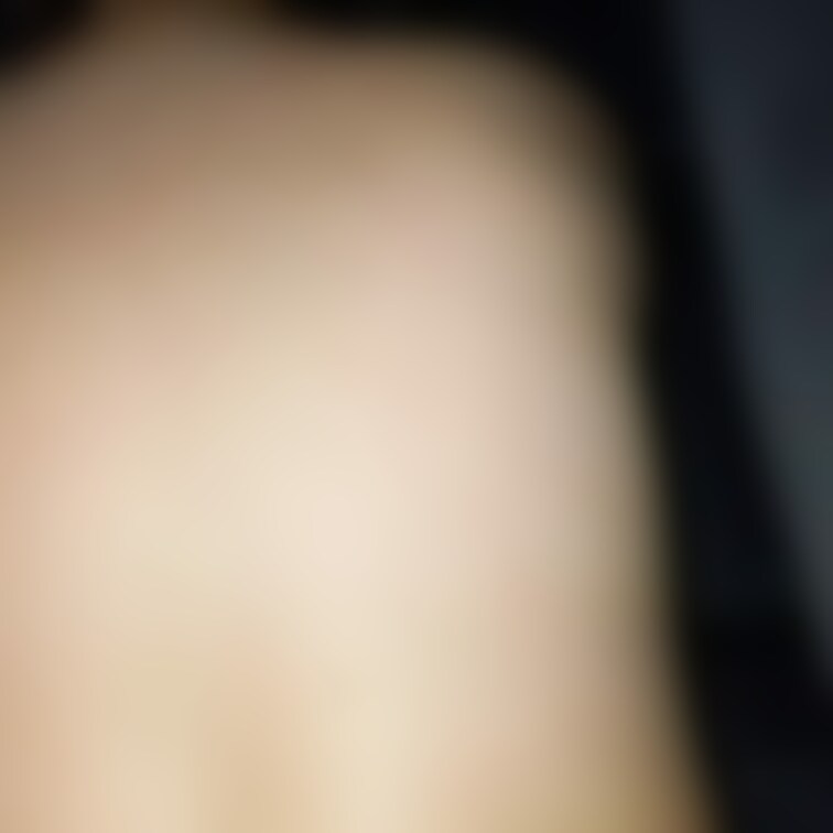 今回、フィニッシュ。
野外中出しセックス。