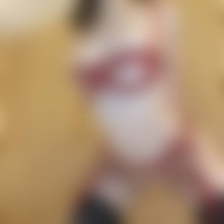 ガータープレイする？❤️(4枚目修正無しアナル)



