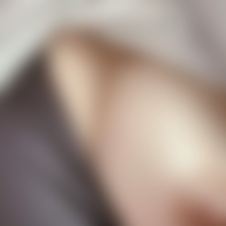 ママのおっぱい吸いたくなったの?
しょうがないからおいで💓