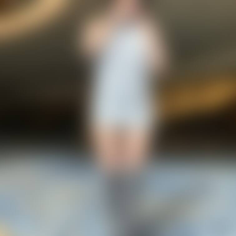 こんな、、感じだよぉ、、、
セクシー、、かなぁ、、、
エッチ、、ですかぁ。。。