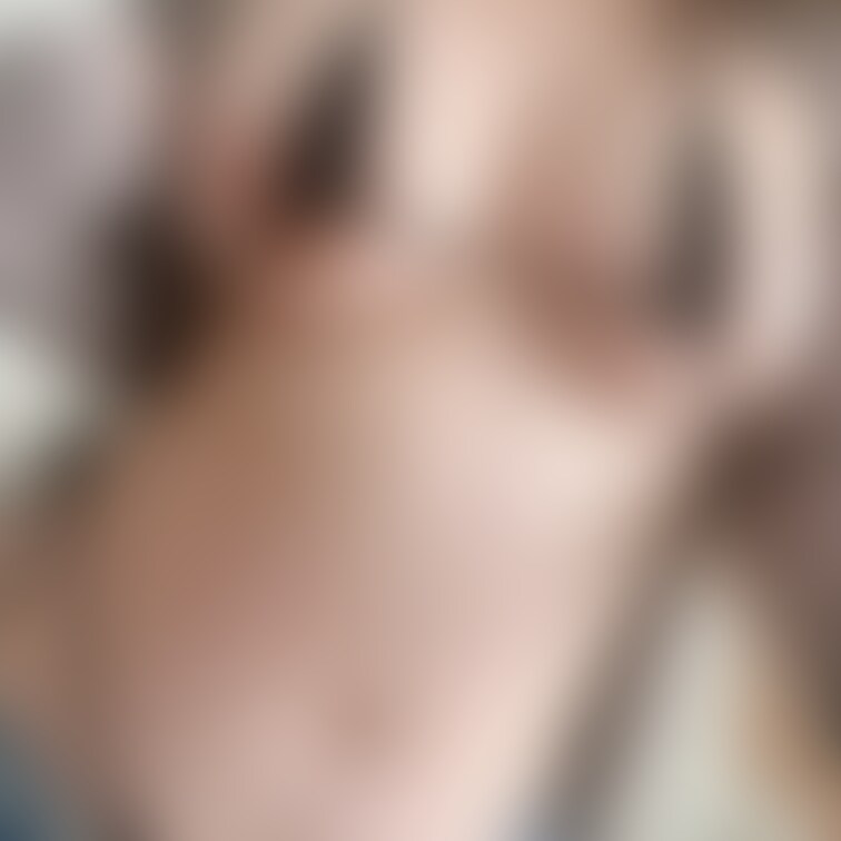 Twitter載せれなかった分❤️
マイクロビキニかわいい？🥰💕
乳輪ほぼハミだしてるけど🫶🏻
