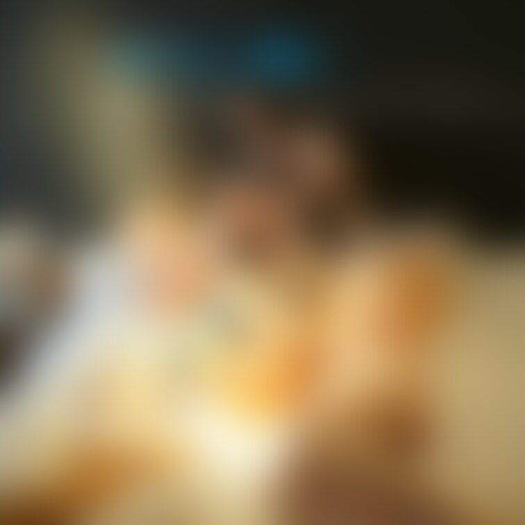 ２人で出会って5年のお祝いしてきました✌️
ゆうもメンズ用のサルートで下着お揃いにしてみました。
人妻Mが天然を発揮
