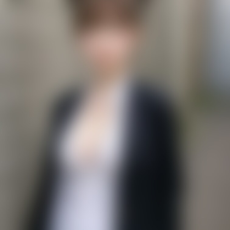 ハリのあるおっぱいをチラ見せ！
脱ぎはNGでしたが、いいおっぱいが撮れました(´∀｀*)