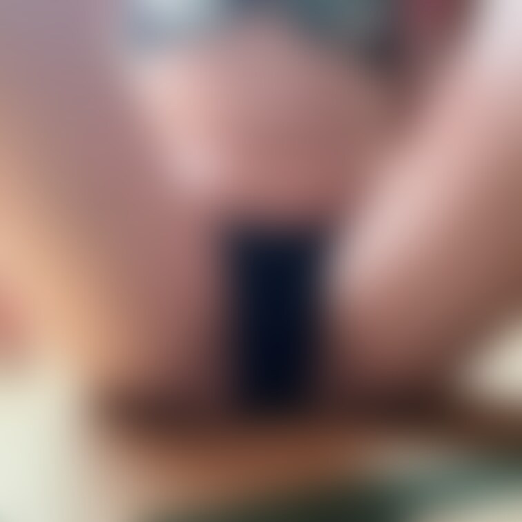 おばあちゃん家で撮った写真見て!!
脱がしてくれる人いるかな?💓