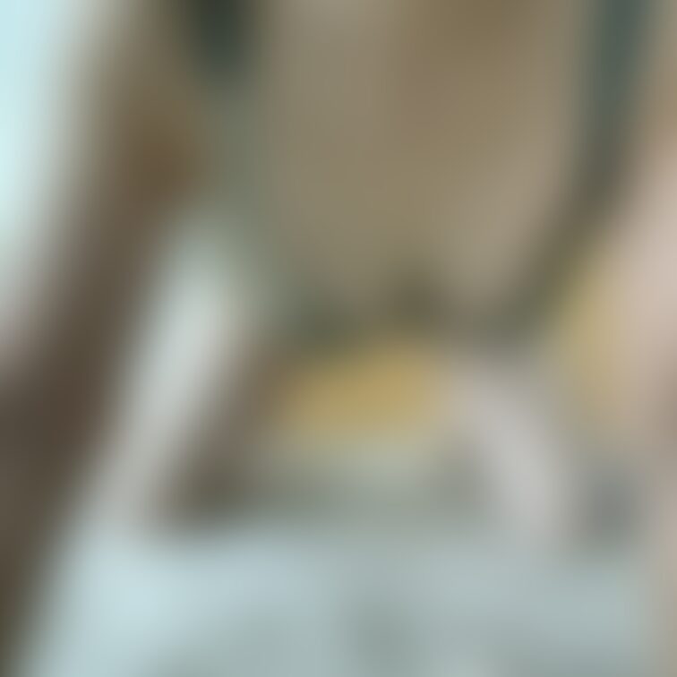 ♪♪後ろから前から〜どうぞ〜♪🎶
な〜んて歌があったね🤭💕💕
お誘いポーズだね😍😍😍