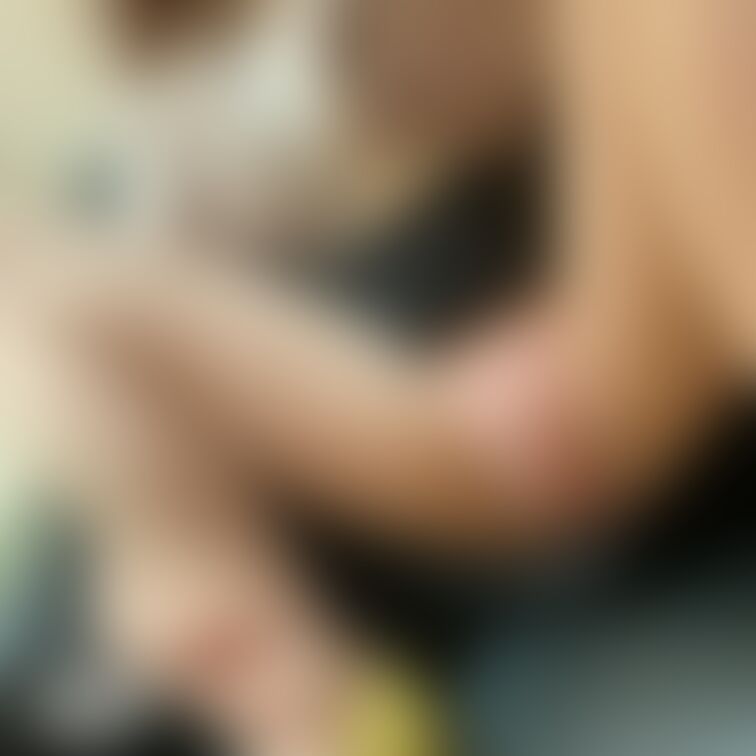 今日はOLさん。
次は何がいいかな。