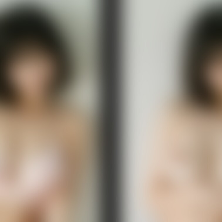 着衣と脱衣を並べた画像です。画像№750