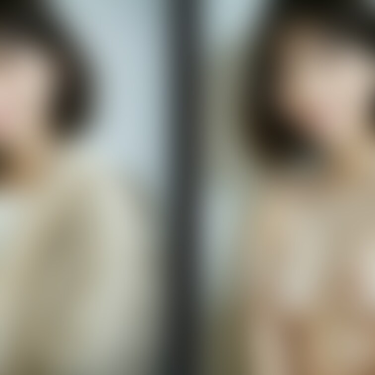 着衣と脱衣を並べた画像です。画像№981