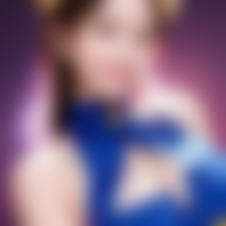 ご指名により「春見麗華」ちゃんが脱がされます。
「ライトアップするとエロくなるわよね」：麗華
https://www