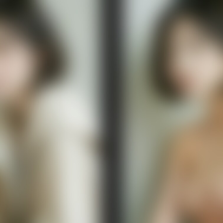 着衣と脱衣を並べた画像です。画像№1416