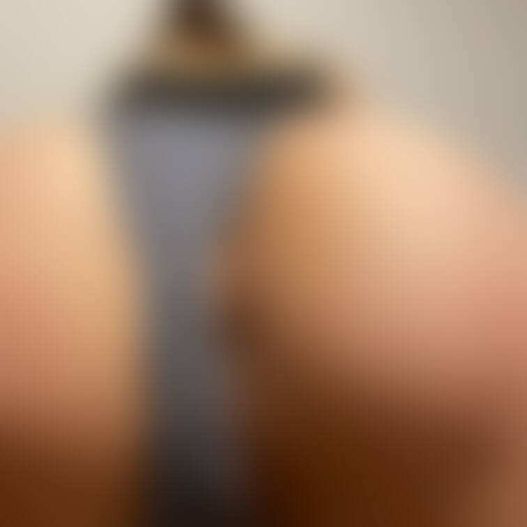 アナルがはみ出していてエロい🫣💕
イイね貰えると嬉しいなぁ😍