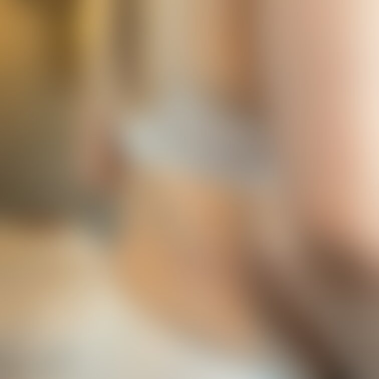 むっちり事務職の素人さんの下着姿フェチ画像(ホワイト系、エ〇フィール)
ショーツ パンティー パンツ 下着 下着フ