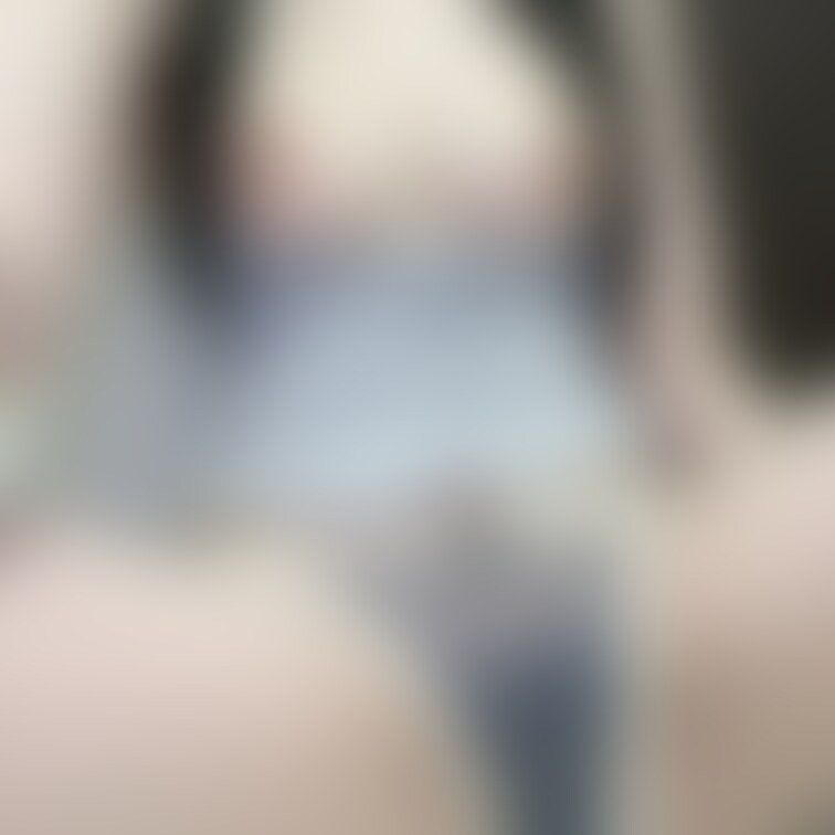 こんばんは、みゆです🌙✨
もう9月末なのにまだまだ暑くて汗かいちゃったから
シャワー浴びたよ🚿
お風呂上がりの