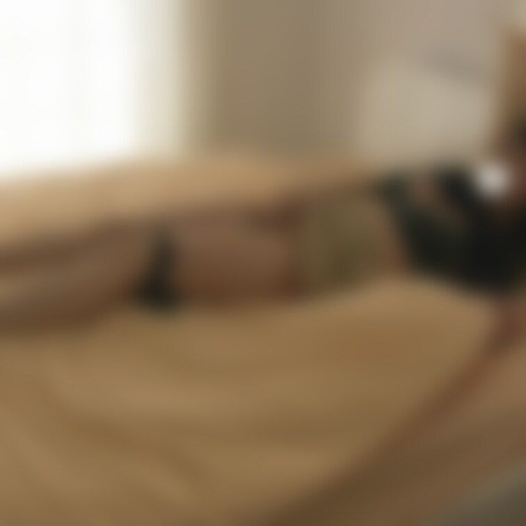 43歳の美熟女の自撮りオナニーです

週に9回もオナニーするオナニー大好き美熟女さん
気持ち良くなると
足をピン