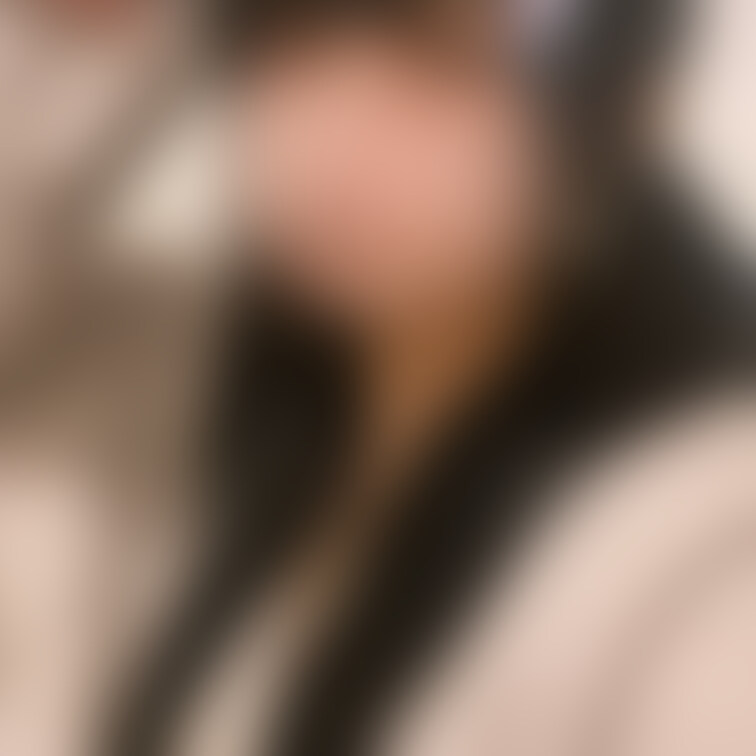 2/22  にゃんにゃんにゃんの日だったらしいので 🐱
猫ちゃんえち自撮りです にゃーん。