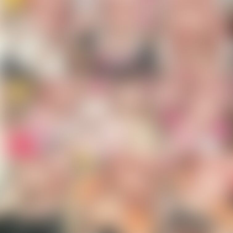 ピンク髪コンカフェ嬢(24)
現在も働いてる子なので限定公開です

見放題プラン加入いただいたので更新していきます