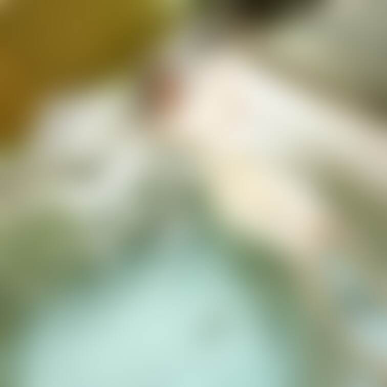 皆様それぞれどれだけ頑張っても
どうにもならない事もあって大変だと思いますが、1mmでもそんな方達の癒しになれたら嬉し
