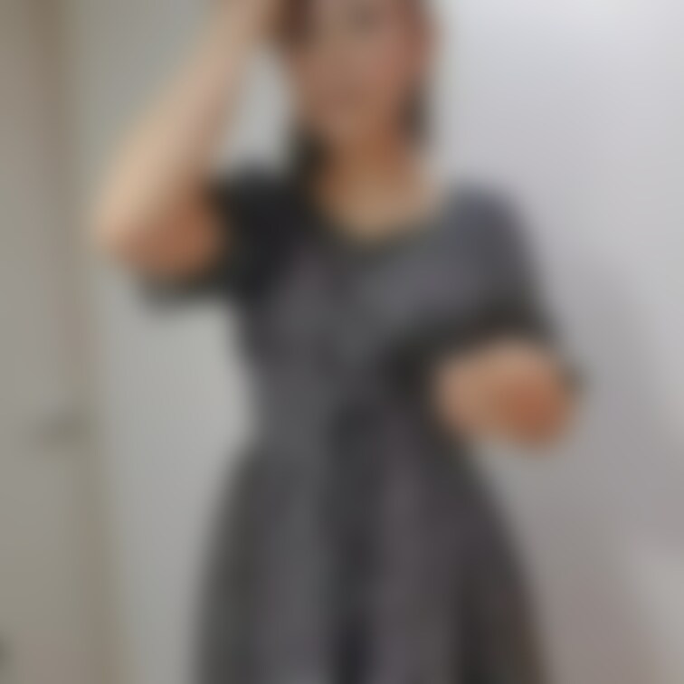 熟女のリアルな脱衣シーン

裸になるよ