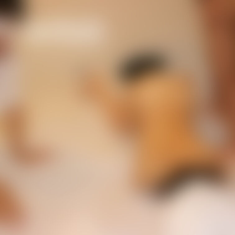事後なのか満足でぐったりしています。
前の画像な後に送られてきたのはこちらの画像で、何があったのか妄想でギンギンに