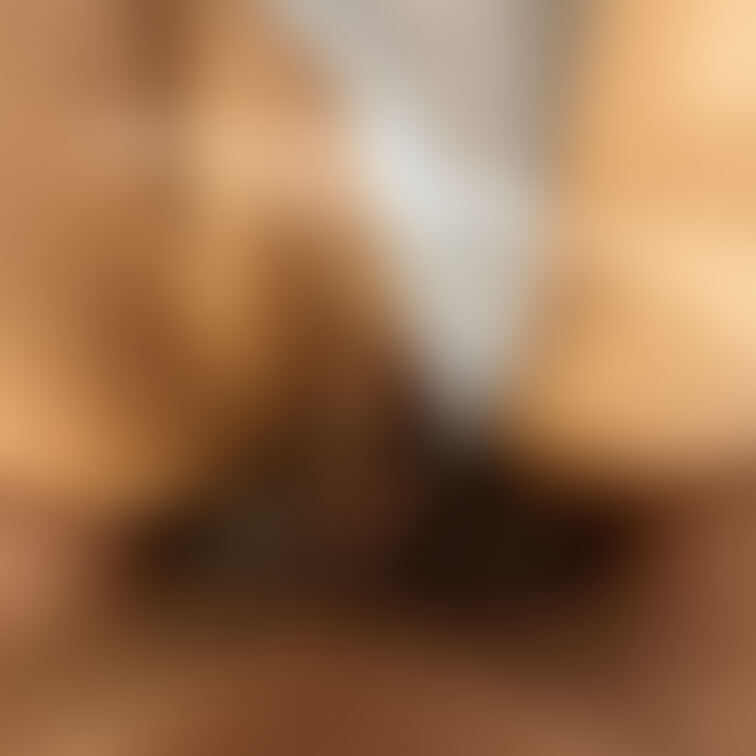 誰のでもぉ、、いいのぉ、、、
オチ◯チン、、ハメてなきゃ、、
ダメ、、なのぉぉぉ。。。