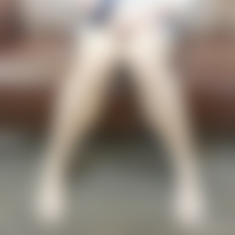 ■デニムショートパンツにパンスト編2■

○○○にはこのショートパンツはサイズが小さいらしく、良い感じでお尻の形が出