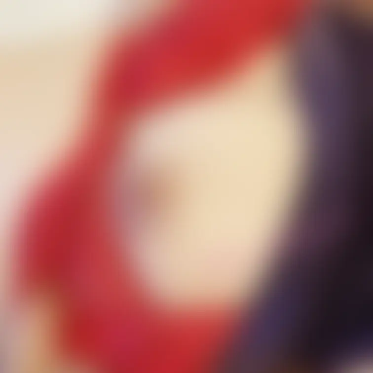 乳首ちら💕いただきました♪
これだけの撮影でも恥ずかしがる表情が
可愛いです🥰
