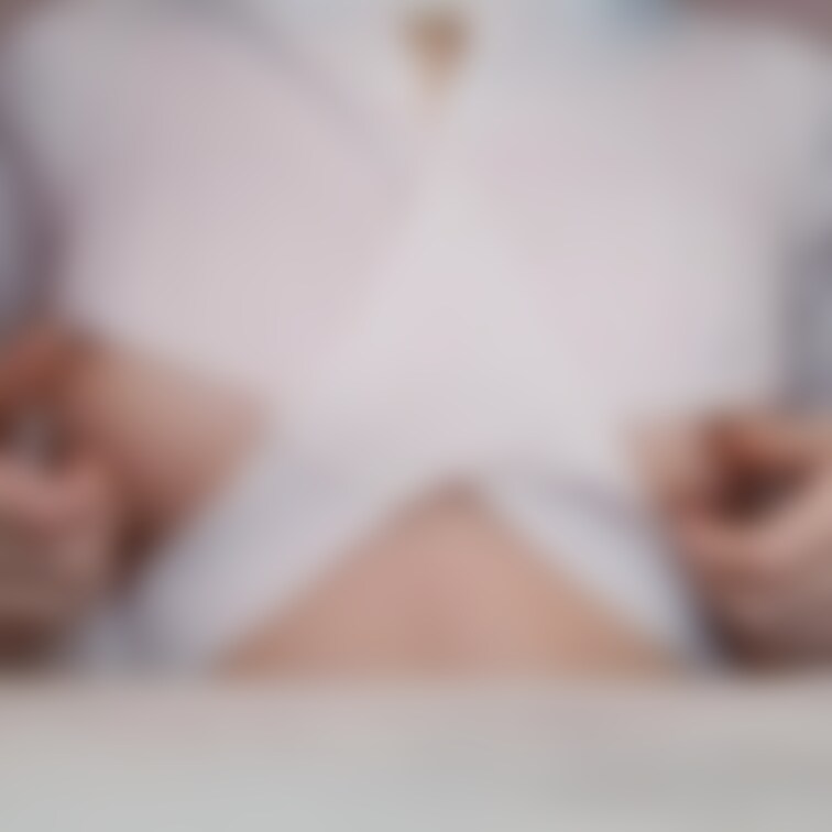 おっぱい乗せ♪おっぱいマッサージ　ショートニット