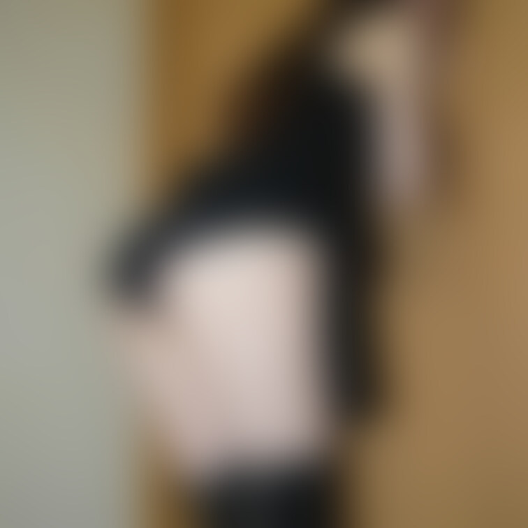 【バイブで絶頂巻髪お嬢さん】

女子友と遊び帰りに巻髪にメイクバッチリでやって来たお嬢さん！

変態セックスがし