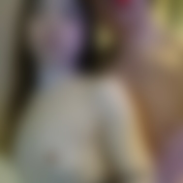 プラチナ。スタンダードプラン用
少しブラーありクリンのお顔出し🥰
アラフィフ同士ですが、駅まで手をつないで仲良く出勤