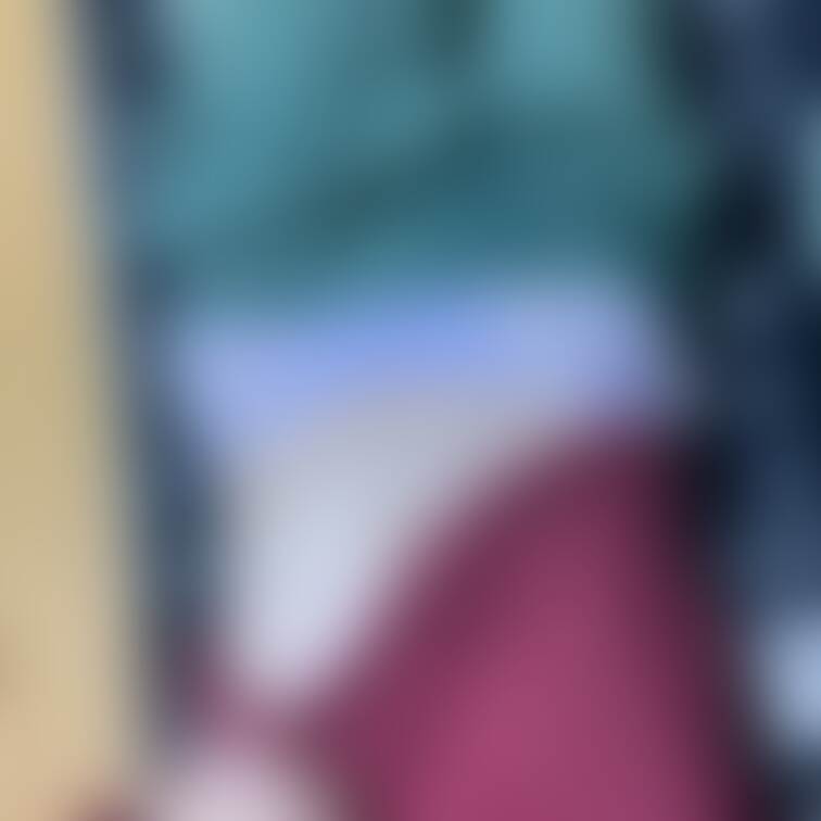 パンツチラ見せ🫣