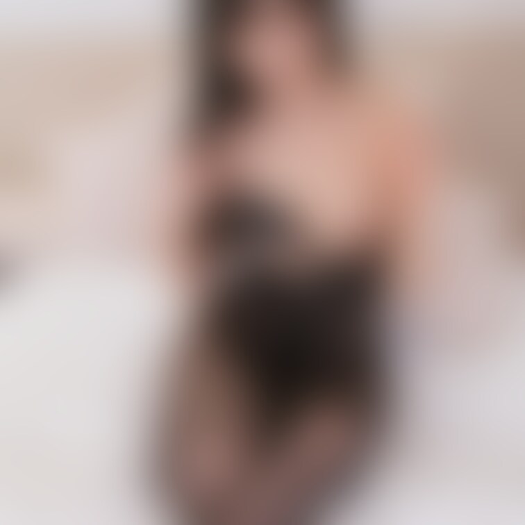 ぺろん。

網タイツもAmazonでいっぱい種類あるけど
どれが一番映えるかわかんないんだよなぁ〜😫😫