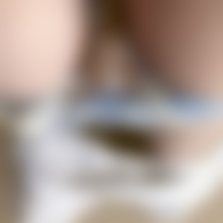 今日もこんなにいやらしく濡らしちゃってます…🥺💦
すぐ濡らしちゃう人妻はお好きですか？