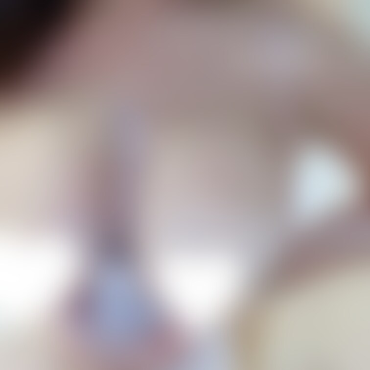 私に挟まれたらおちんちん埋まっちゃいますね♪
よかったらコメントくれると嬉しいです🌷