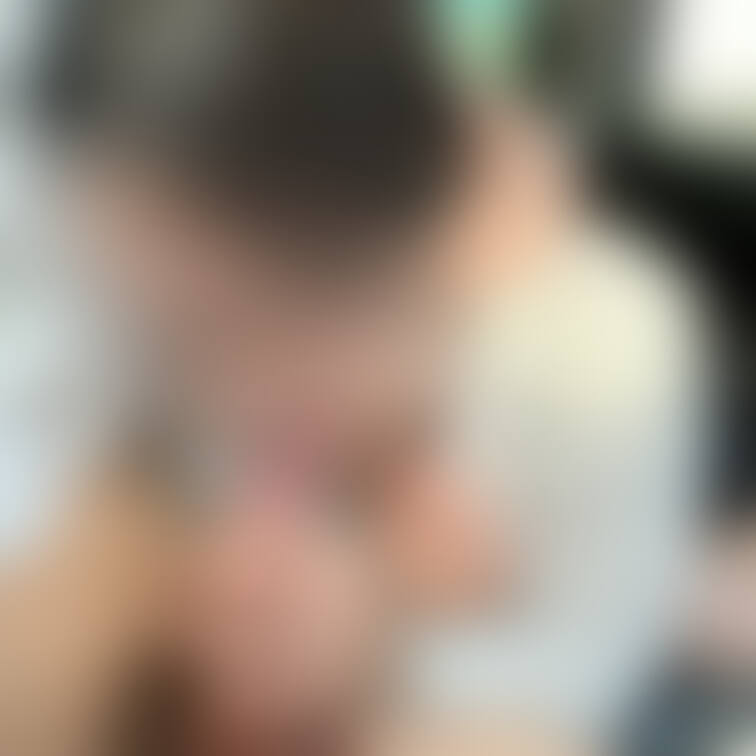 パーキングエリア続きです❤️
トラックの運転手さんのせーしをくちまんこに中出ししてもらいました.....しあわせです