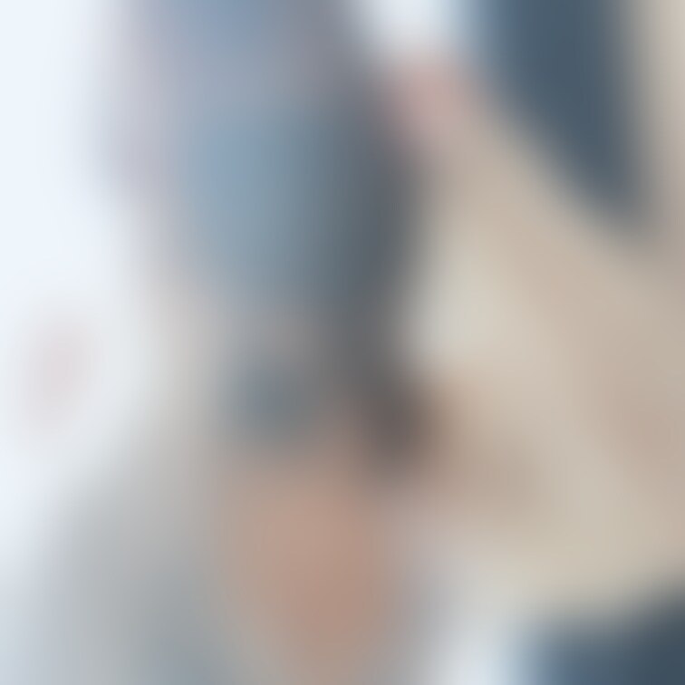 おはよ! 実はえれな、 自然光たっぷりな写真好き(о´∀`о)♡