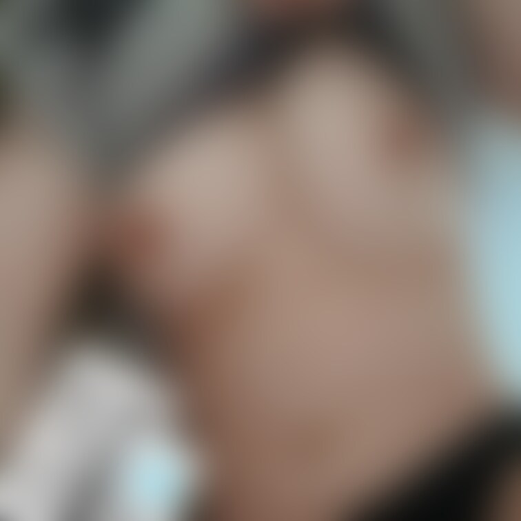 少しだけ涼しくなってきて嬉しい🎐
こんなかっこしてたら風邪ひいちゃいますね🥰🧡🧡
三連休はおうちでまったり過ごします