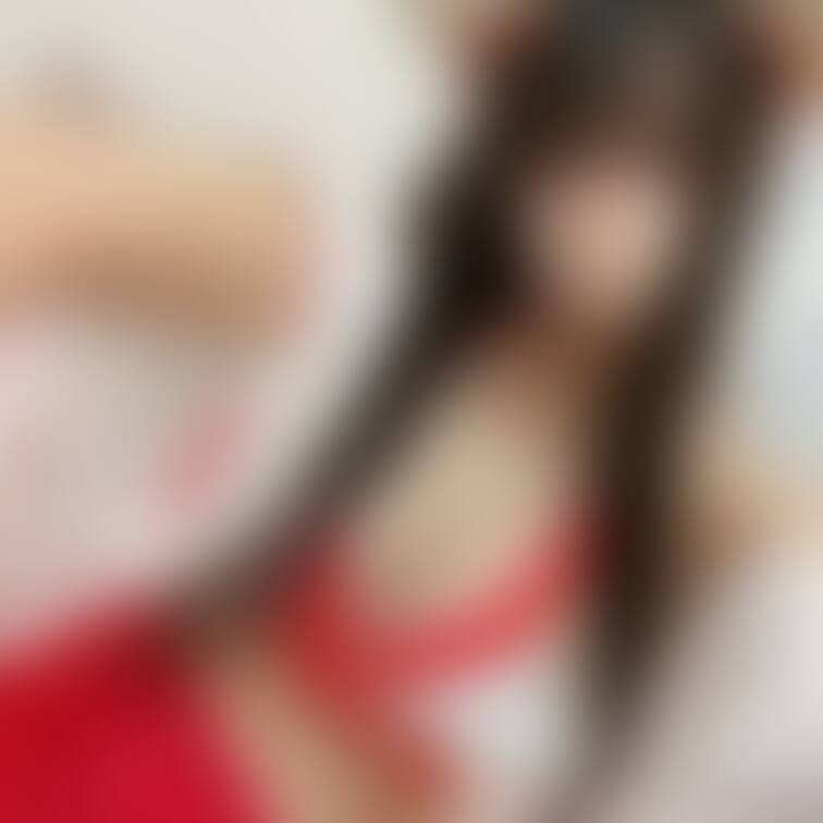 今晩この衣装でのエッチな動画を出します。ぜひご興味ありましたら！