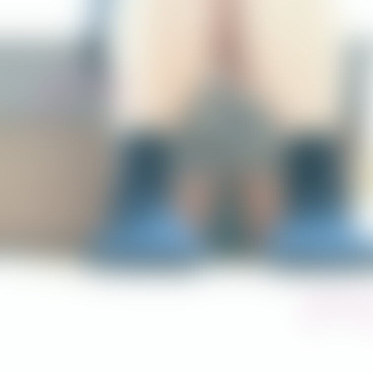 貧乳なりに頑張ってます😤