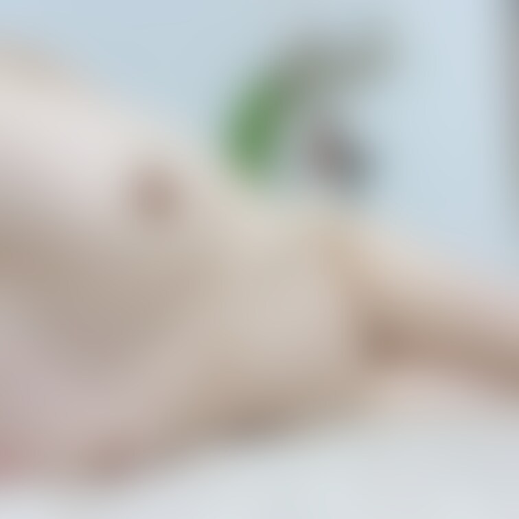 お待たせしました🫣
着衣セックス大好きめぐの
貴重な全裸です❤️

動画はあと少しで編集終わりです☺️