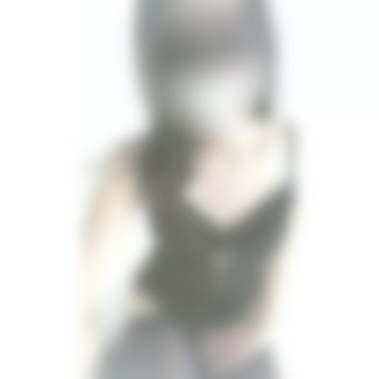 少し長めの動画。何回もイってしまって真っ白びしょびしょになりました
