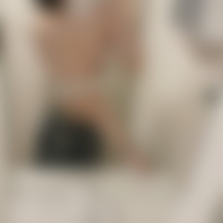 横乳自撮り♪

【みみからのお願い💕】 
えっちだと思ってくれた方は 
写真下の♡印をポチッとしてくれると、 