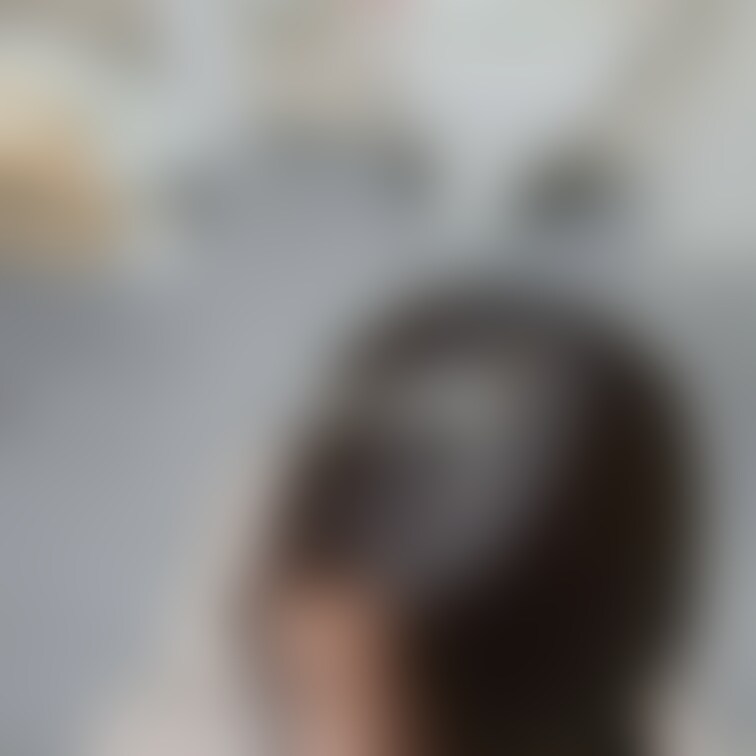 SAの多目的トでフェラ。
入った瞬間に即なめして、そのまま後ろから中出し。
帰りにせーし入ったままスーパー行って帰り