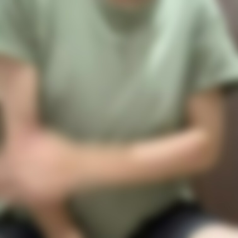 こんばんは、こむぎです‼
この度はmyfansでのご登録ありがとうございます。
『生着替え』を撮影しましたので投稿い